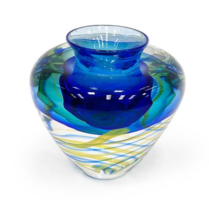 Seguso Vetri d'Arte Vase
Verre de Murano bleu et jaune.
Colored Murano glass.
Signature...