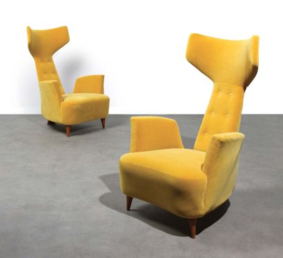 Renzo Zavanella 
Pair of armchairs.



Walnut and velvet.



Walnut and velvet.



Model...