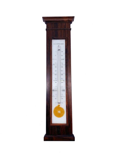 null Thermomètre centigrade avec monture en palissandre. 

Fin du XIXe siècle. 

H_33,3...
