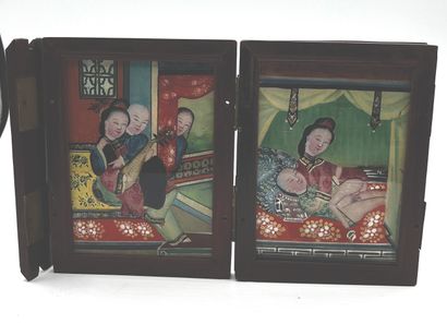 CHINE - Début XXe siècle Part of box mirror including eleven fixed under glass, with...