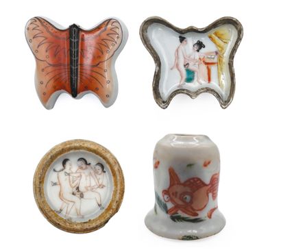 CHINE - XXe siècle Boite en forme de papillon en porcelaine émaillée rouge de fer...