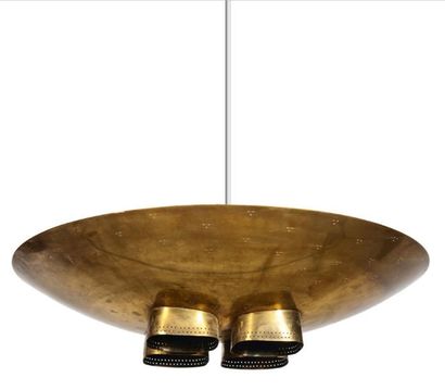 PAAVO TYNELL (1890-1973) Lustre en laiton Ceiling lamp in brass Edition Taito Circa...