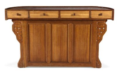 ELIS BENCKERT (1881-1912) Console en chêne, frêne et laiton Sideboard in oak, ash...