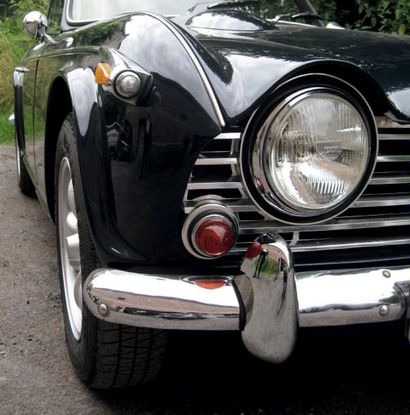 Triumph TR4 A IRS 1966 Châssis: n° 1CTC752961 Elégant roadster Performance et charme...