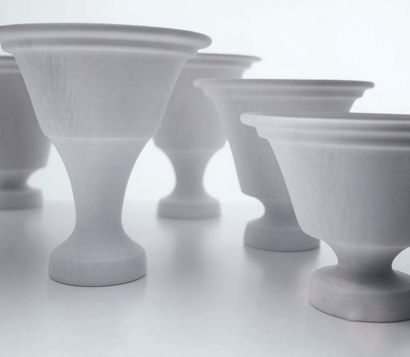 TOMAS LIBERTINY (NÉ EN 1979) Édition limitée Vase Paper vase type 5 Papier et colle...