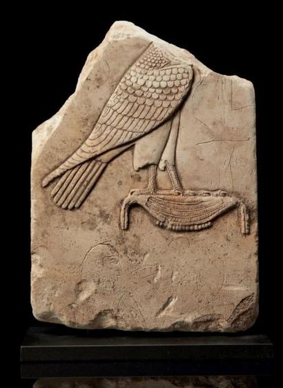 ÉGYPTE MODÈLE DE SCULPTEUR BIFACE. Il est sculpté sur une face du buste d'un roi...