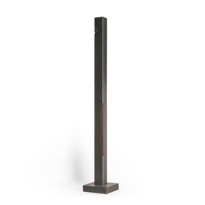 null Joël FROMENT (1938-2023)
Sculpture de forme allongée en bois peint en noir,...