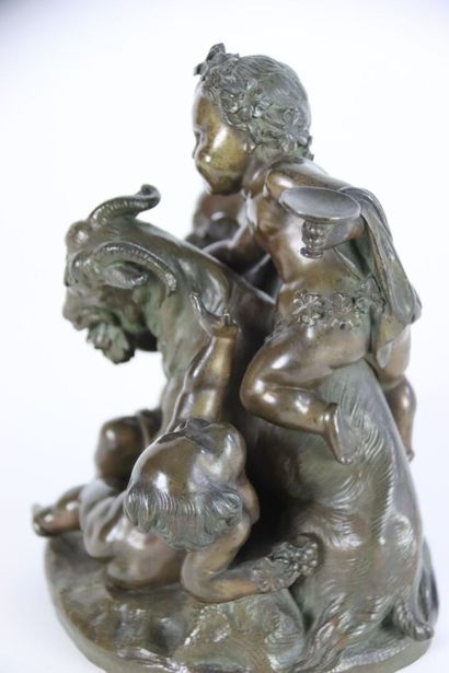 null SARAZIN Jacques (1592-1660) dans le goût. 
Les enfants et la chèvre. 
Sculpture...
