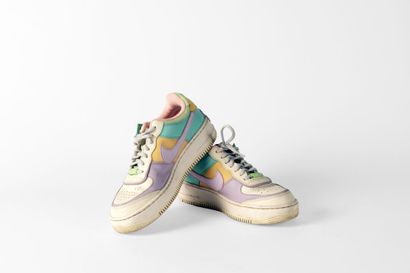 null NIKE
Basket 
Air force one, édition limité - Shadow Pale 
Coloris pastels 
Taille...