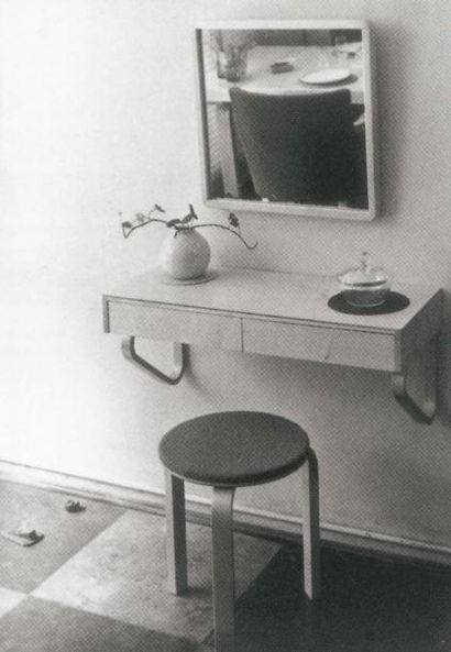 Alvar Aalto (1898-1976) Miroir modèle «192B» Bouleau Édition Artek Vers 1940 H_50...