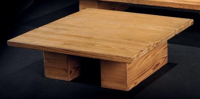 Ilmari TAPIOVAARA (1914-1999) Table basse modèle «Pirka» Lattes de pin naturel Vers...
