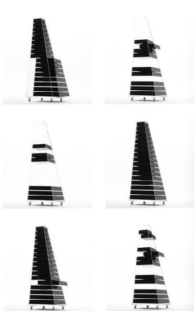 Shiro KURAMATA (1934-1991) Meuble de rangement modèle «Pyramido» Acrylique transparent...