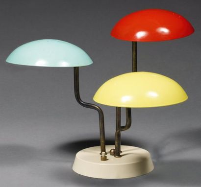 Gino SARFATTI (1912-1985) Lampe de table Métal laqué polychrome et laiton Édition...