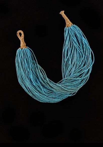 null Collier en perles bleues Pâte de verre R. D. du Congo, Shi