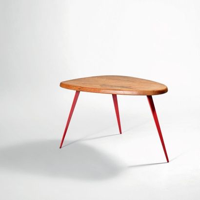 JEAN PROUVÉ (1901-1984) & CHARLOTTE PERRIAND (1903-1999) Rare table modèle «n°407b»...