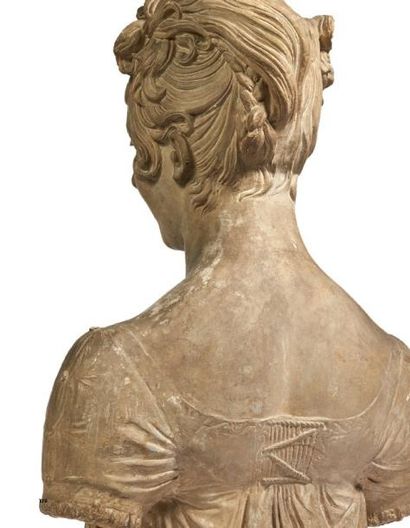null JOSEPH CHINARD (1756-1813) Buste en plâtre, représentant une femme de qualité,...