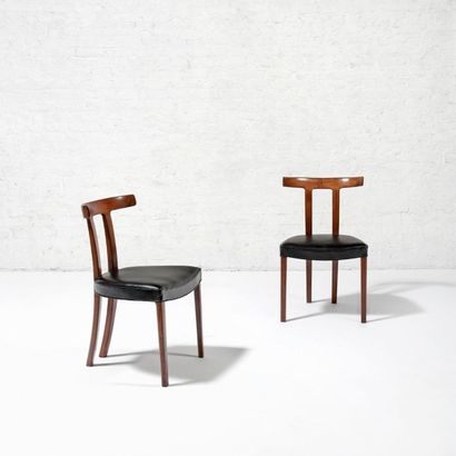 OLE WANSCHER (1903-1985) Danemark Paire de chaises dites «T-chair» Palissandre et...
