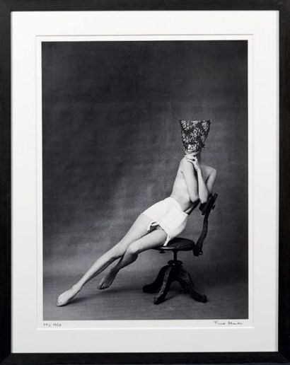 Frank Horvat (né en 1928) Ad for chantelle lingerie, 1958 Tirage argentique signé....