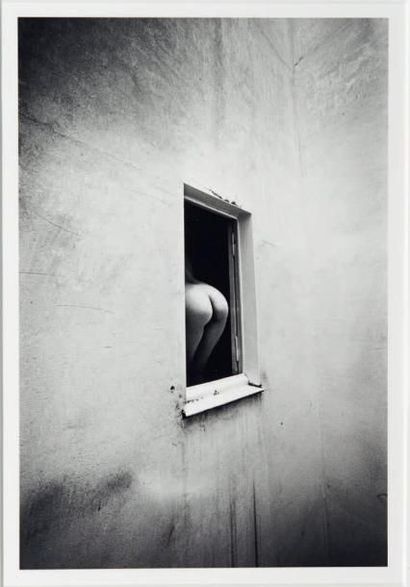 JEANLOUP SIEFF (1933-2000) Par un jour Pluvieux, Paris 1975 Tirage argentique Signé,...