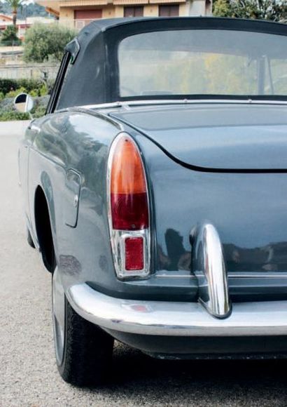 FIAT 1500 Cabriolet 1965TITRE DE CIRCULATION ITALIEN La dolce vita vue par Pininfarina...