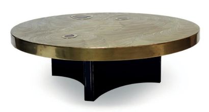 FERNAND DRESSE (1916-1993) Table basse de drome circulaire Laiton gravé, Pierres...