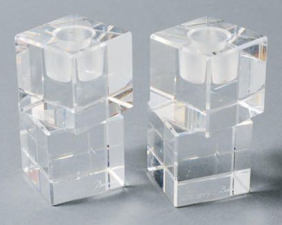 Arik Lévy pour Baccarat Deux bougeoirs cubes superposés, infimes égrenures H_10 ...