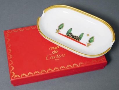  Cendrier en porcelaine par Cartier, «la maison de Louis Cartier» dans son coffret...