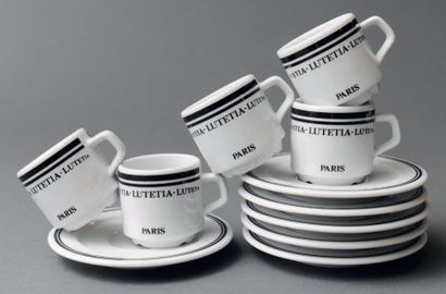 null Six tasses à moka et sous tasses marquées «Lutetia - Paris» sur un dessin de...