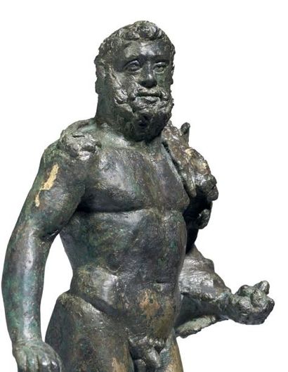 null STATUETTE D'HÉRACLÈS. Grande statuette représentant Héraclès au repos. Il est...
