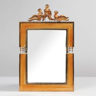 GEORGES PELLETIER Miroir à décors de personnages Céramique émaillée Signé Vers 1960...