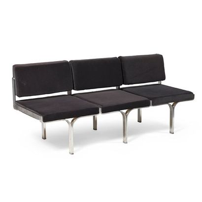 KNOLL INTERNATIONAL Sofa à trois places Acier et tissu Vers 1970 H_82 cm L_170 cm...
