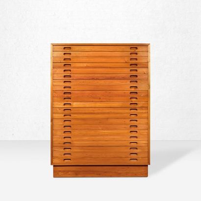 KAARE KLINT (1888-1954) Commande spéciale Danemark Exceptionnel cabinet / Meuble...