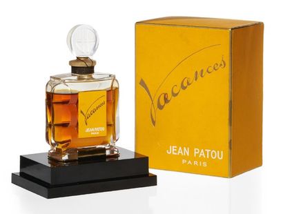 Jean Patou «Vacances» Flacon de forme sculpturale à godron, étiquette titrée «Vacances...