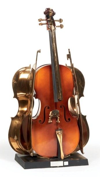 ARMAN (1928 - 2005) Colère de violoncelle Bois et bronze doré poli Signé et numéroté...