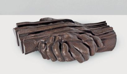 CÉSAR (1921 - 1998) Mains Epreuve en bronze Signée à la base Fondeur Venturi arte...