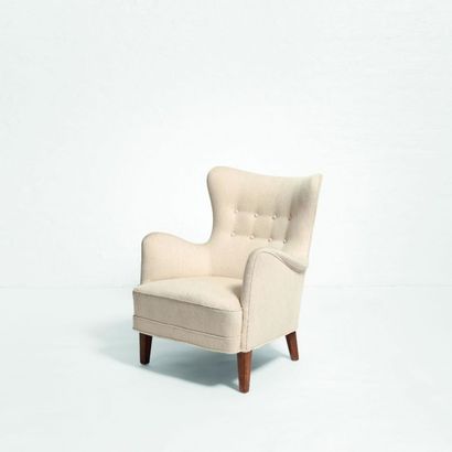 FRITS HENNINGSEN (1889-1965) Danemark Fauteuil à haut dossier Acajou et tissu Édition...