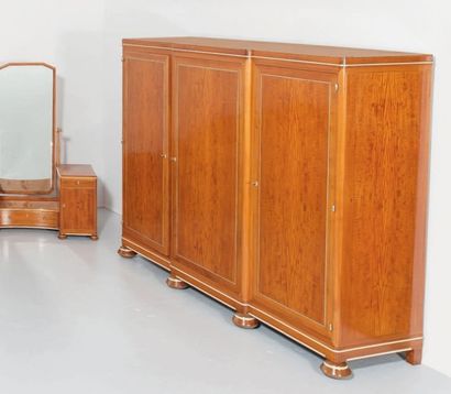 ALFRED CHAMBON (1884-1973) Chambre à coucher Art déco Comprenant un lit, une paire...