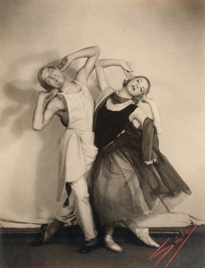 SASHA Serge Lifar et Alice Nikitina dans «La nuit». 1930 Tirage de l'époque sur papier...