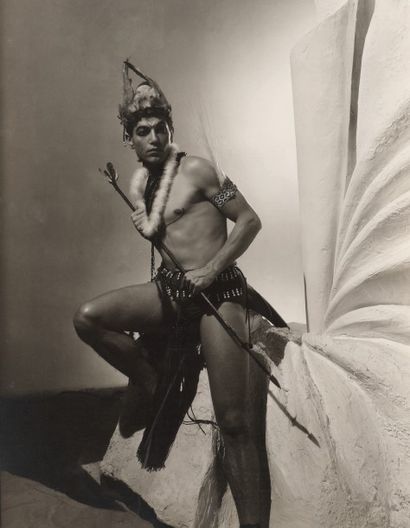GEORGE HOYNINGEN-HUENE Serge Lifar dans le ballet «Jurupary». 1936 Tirage de l'époque...