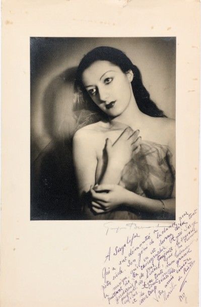 GEORGES BERNARD Portrait de Marika Riviera. 1937 Tirage de l'époque sur papier gélatino-argentique,...
