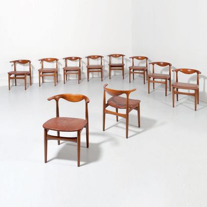 KNUD FAERCH Danemark Suite de dix chaises modèle «251» Structure en chêne et teck,...
