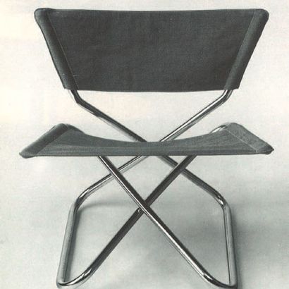 ERIK MAGNUSSEN (NÉ EN 1940) 
Chaise pliante modèle «Down»
Structure tubulaire en...