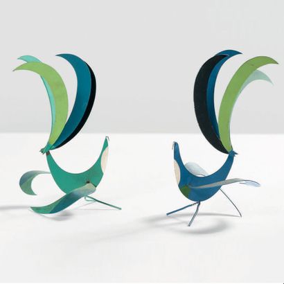 THOMAS HELL Suède 
Paire de sculptures représentant des oiseaux stylisés
Aluminium...