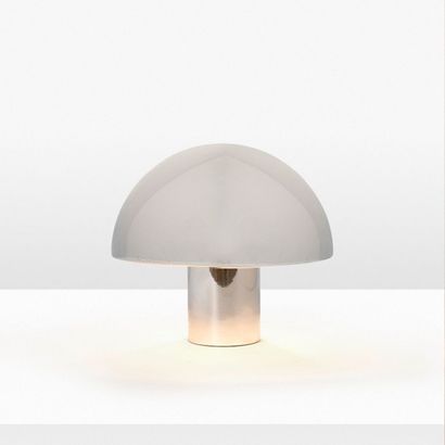 JACQUES CHARPENTIER (1918-1981) 
Lampe modèle «Champignon»
Métal chromé
Édition Charpentier
Vers...