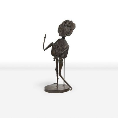 César (1921-1998) 
Marionette n°3, 1955-1991
Sculpture en bronze soudé à patine brune.
Fondue...