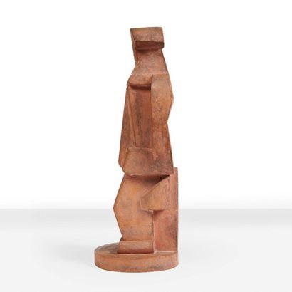 Jacques LIPCHITZ (1891-1973) 
Arlequin à la clarinette, 1920
Terre cuite patinée.
Signée...