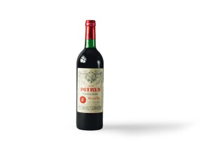 null 1 BOUTEILLE
PETRUS Pomerol 1976
Niveau bas goulot.
Level low neck.