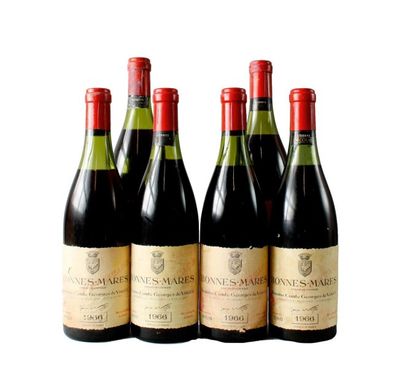 null 6 BOUTEILLES
BONNES MARES Grand cru.
Domaine Comte George de Vogüé 1966
Étiquettes...