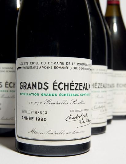  10 BOUTEILLES GRANDS ECHEZEAUX Grand cru. Domaine de la Romanée Conti 1990 Deux...