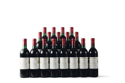 null 17 BOUTEILLES
CHÂTEAU CHEVAL BLANC 1er GCC (A) St. Emilion 1982
Niveaux: quatre...